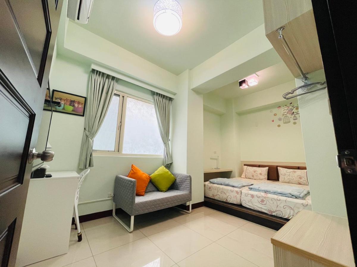Zucuo Homestay Nangan Bagian luar foto