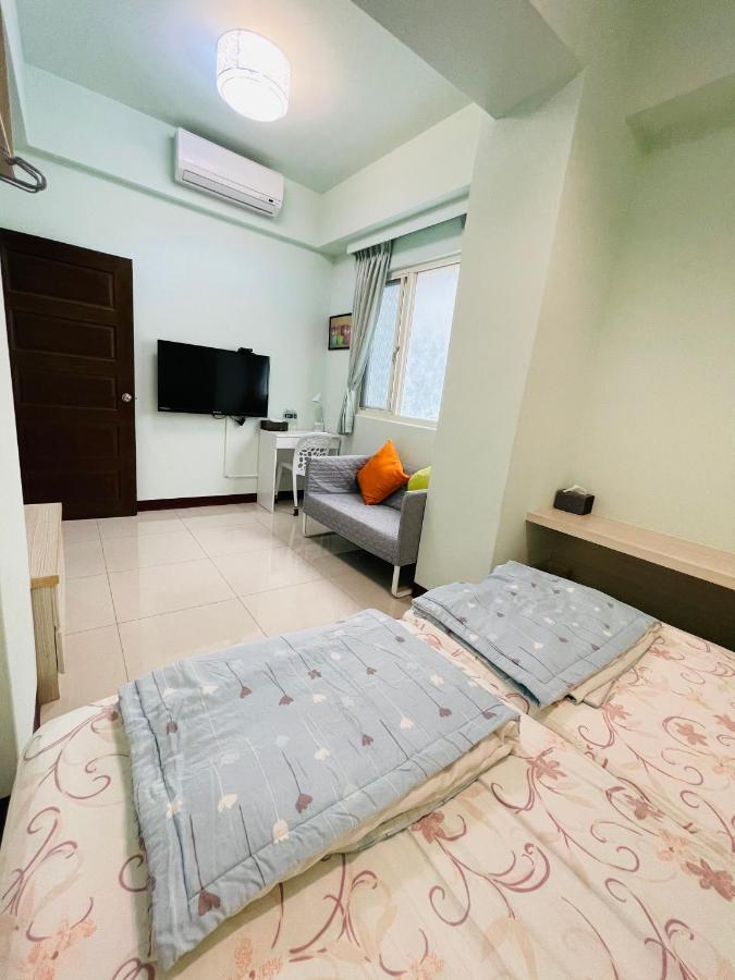 Zucuo Homestay Nangan Bagian luar foto