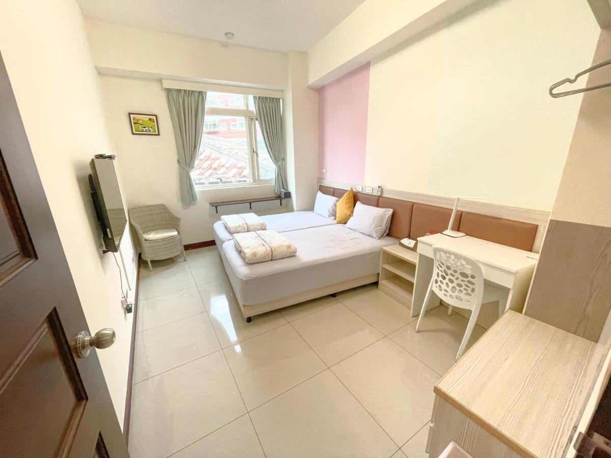 Zucuo Homestay Nangan Bagian luar foto