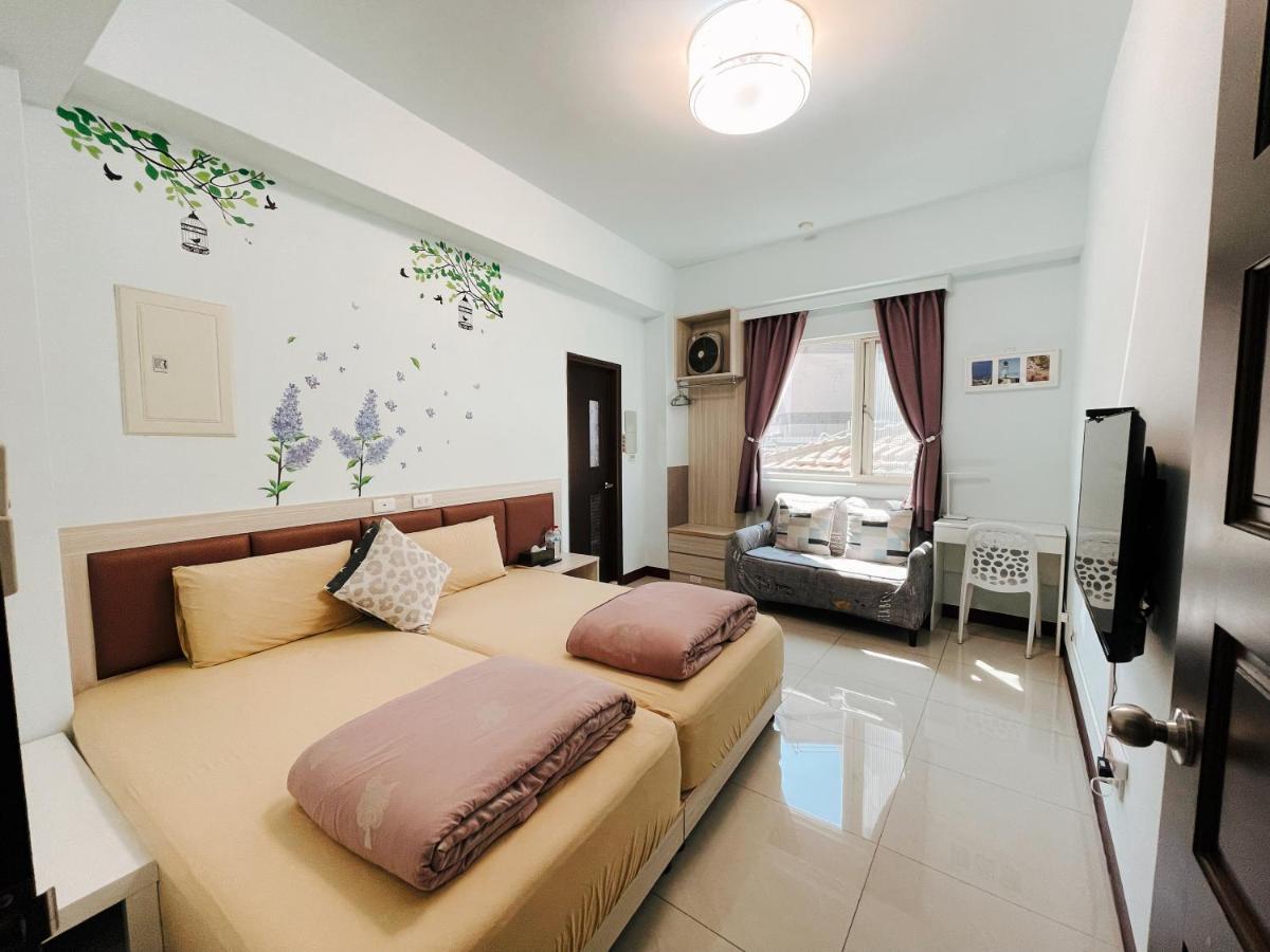 Zucuo Homestay Nangan Bagian luar foto